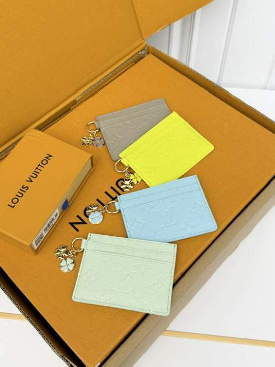 Picture of Louis Vuitton Wallets _SKUfw238467706fw
